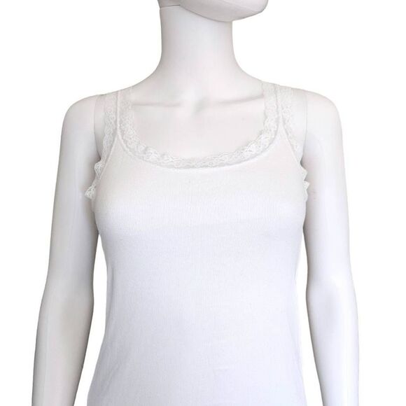 lace fitted coquette cami top - Picture 2 of 3